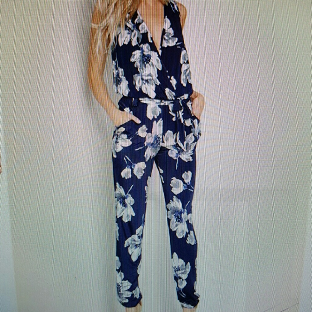 Floral v-neck jumpsuit